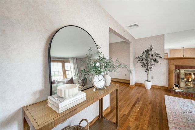 74 Ryder Rd, Weymouth, MA 02190