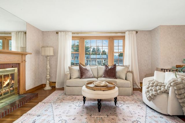 74 Ryder Rd, Weymouth, MA 02190