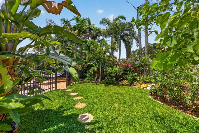 6213 12TH AVENUE S, Gulfport, FL 33707