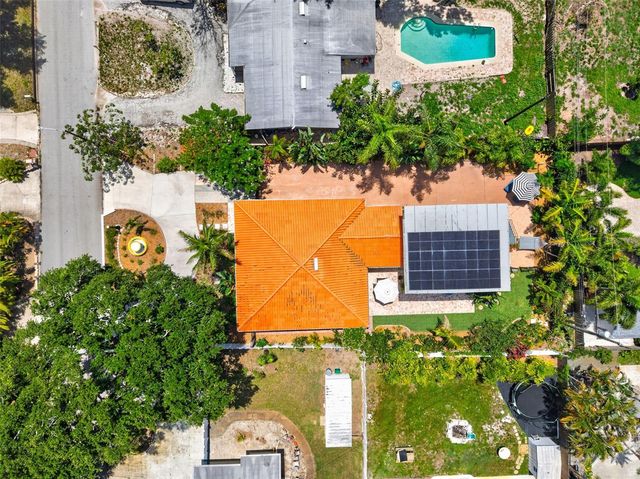 6213 12TH AVENUE S, Gulfport, FL 33707