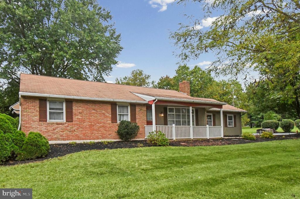 542 MOYER RD #, SOUDERTON, PA 18964 — exterior