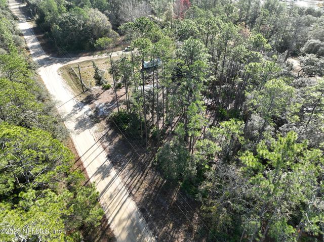 117 GLISSON Street, Interlachen, FL 32148