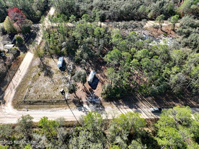 117 GLISSON Street, Interlachen, FL 32148