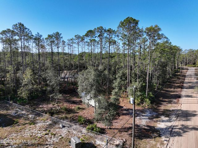 117 GLISSON Street, Interlachen, FL 32148