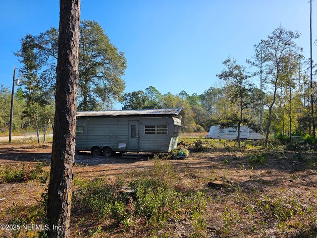 117 GLISSON Street, Interlachen, FL 32148