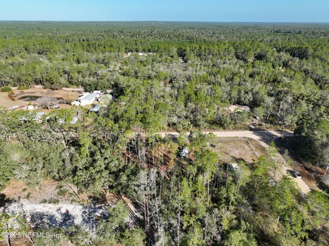 117 GLISSON Street, Interlachen, FL 32148