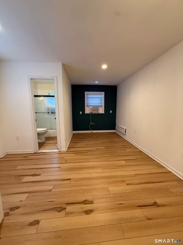 39 Bayview Avenue, Norwalk, CT 06854