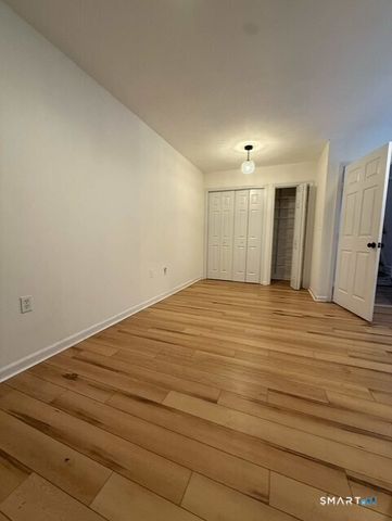 39 Bayview Avenue, Norwalk, CT 06854