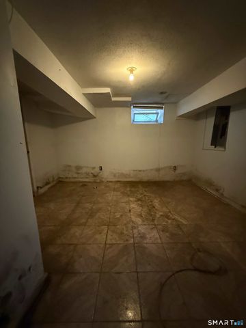 39 Bayview Avenue, Norwalk, CT 06854