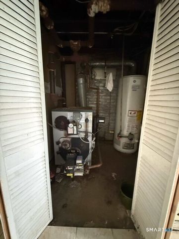 39 Bayview Avenue, Norwalk, CT 06854