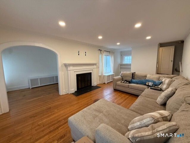 39 Bayview Avenue, Norwalk, CT 06854