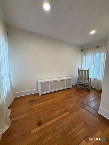 39 Bayview Avenue, Norwalk, CT 06854