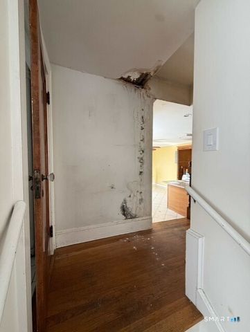 39 Bayview Avenue, Norwalk, CT 06854