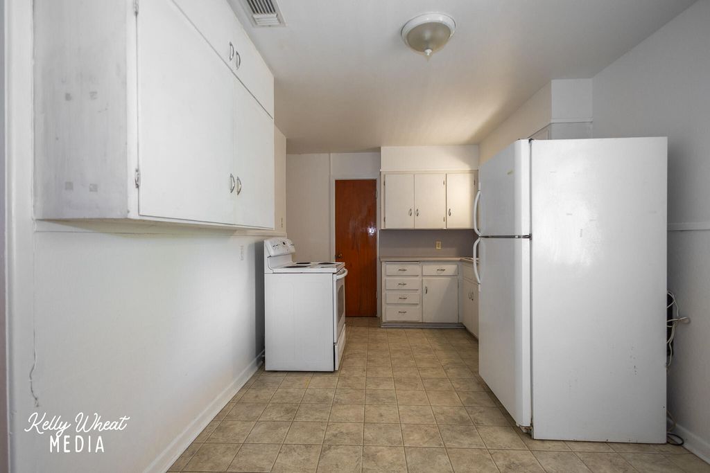 Image 10 of property listing at 2547 Culver Avenue, San Angelo, TX 76904