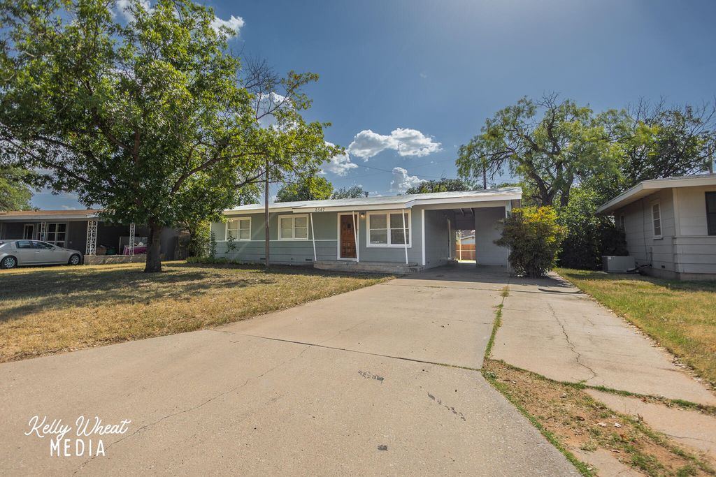 Image 2 of property listing at 2547 Culver Avenue, San Angelo, TX 76904