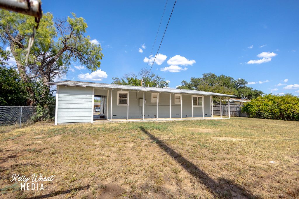 Image 20 of property listing at 2547 Culver Avenue, San Angelo, TX 76904
