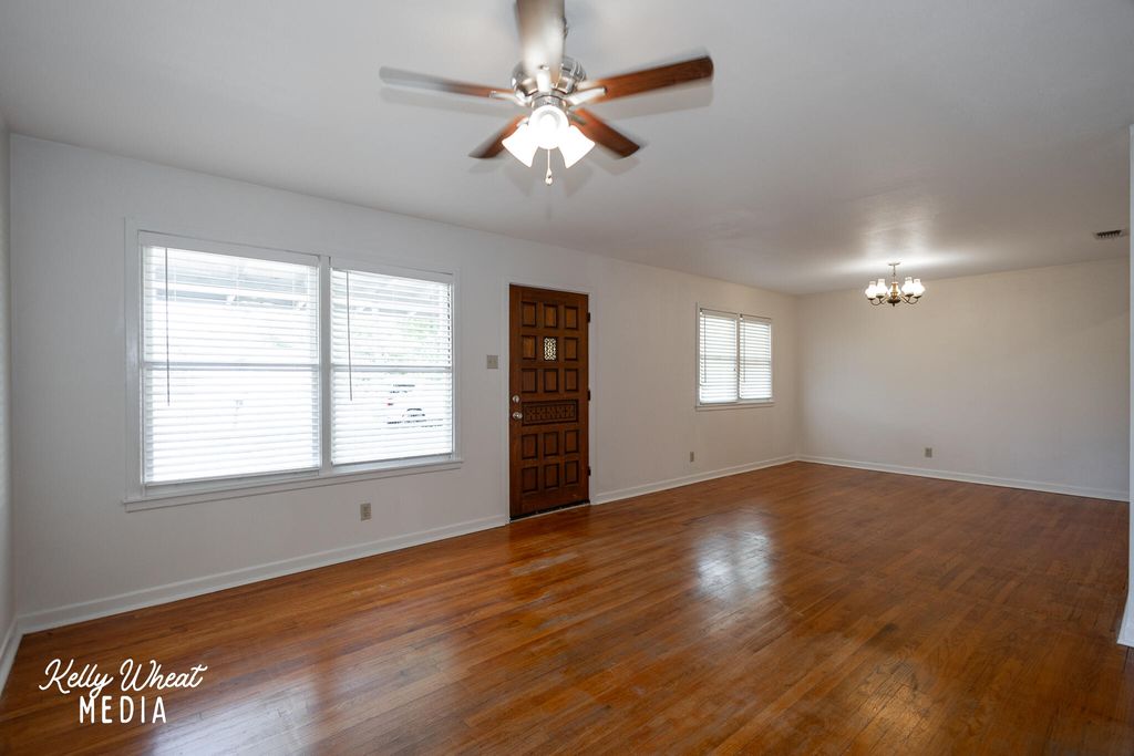 Image 6 of property listing at 2547 Culver Avenue, San Angelo, TX 76904