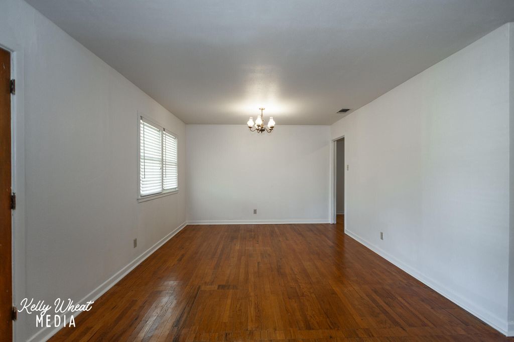 Image 8 of property listing at 2547 Culver Avenue, San Angelo, TX 76904