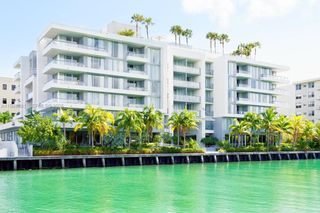 9540 W Bay Harbor Dr 310-2, Bay Harbor Islands, FL 33154