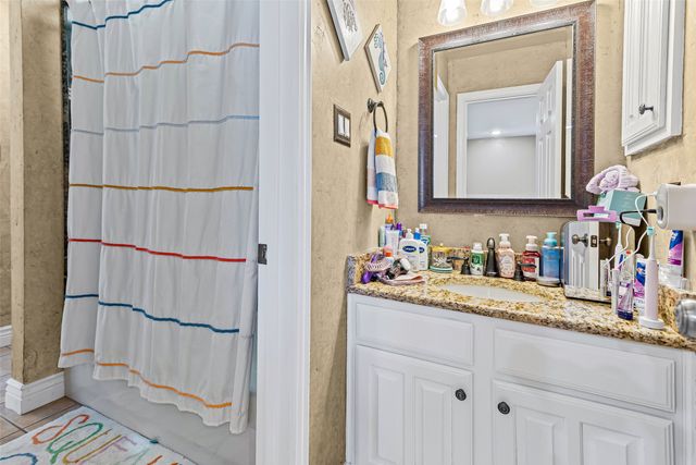 2520 Towne View Court, Flower Mound, TX 75028