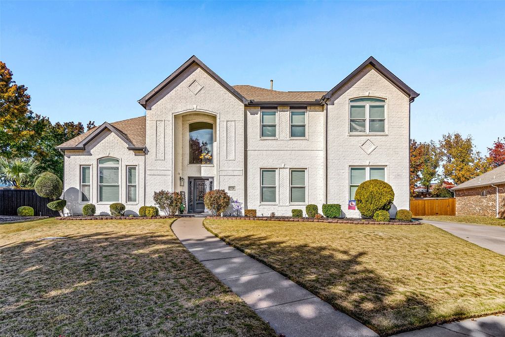 2520 Towne View Court, Flower Mound, TX 75028