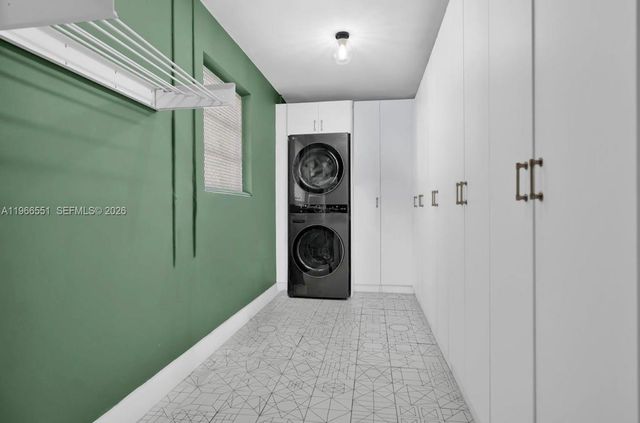 1301 Hollywood Blvd, Hollywood, FL 33019