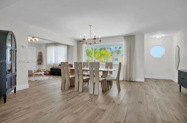 1301 Hollywood Blvd, Hollywood, FL 33019