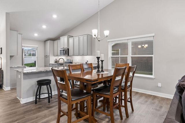 20566 Glade Avenue, Lakeville, MN 55044
