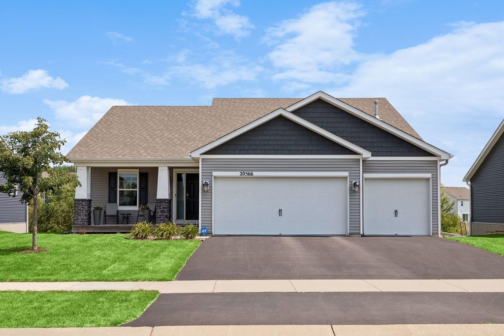 20566 Glade Avenue, Lakeville, MN 55044