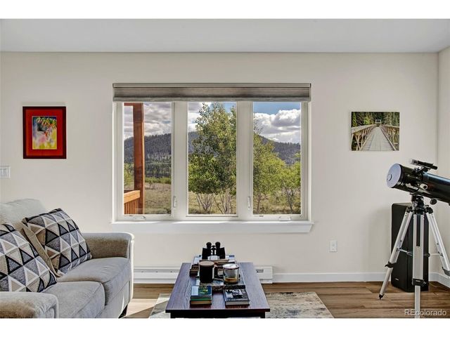 207 Overland Cir, Jefferson, CO 80456