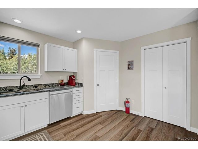 207 Overland Cir, Jefferson, CO 80456