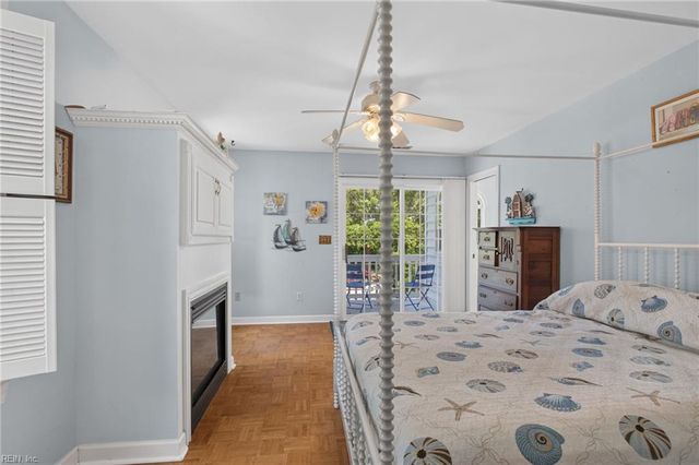 207 89th ST, Virginia Beach, VA 23451