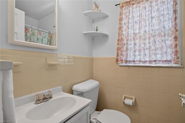 207 89th ST, Virginia Beach, VA 23451