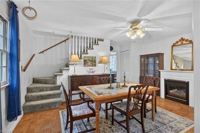 207 89th ST, Virginia Beach, VA 23451