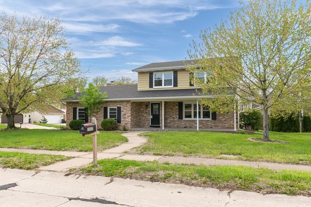 3503 32ND Street, Moline, IL 61265