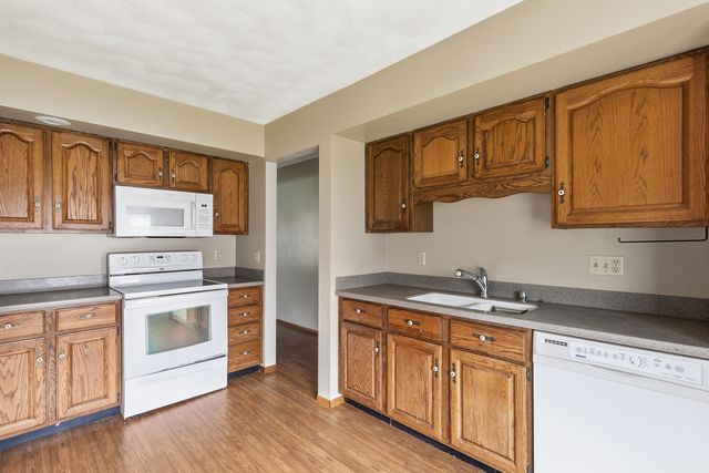 3503 32ND Street, Moline, IL 61265
