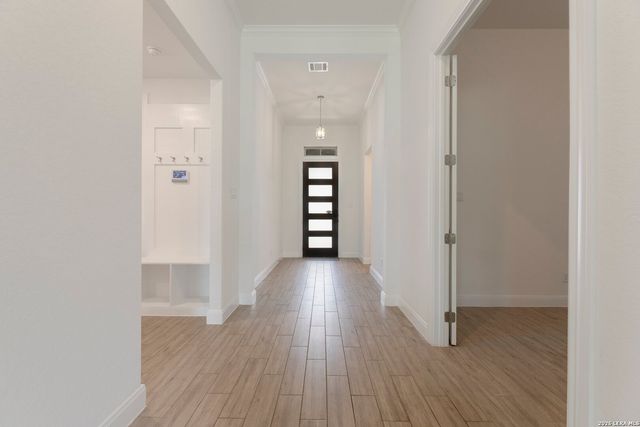 9307 Madler, San Antonio, TX 78263