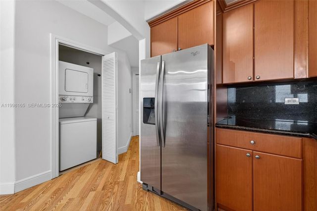 2301 SW 27th Ave 906, Miami, FL 33145