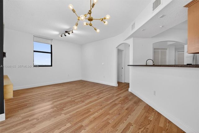 2301 SW 27th Ave 906, Miami, FL 33145