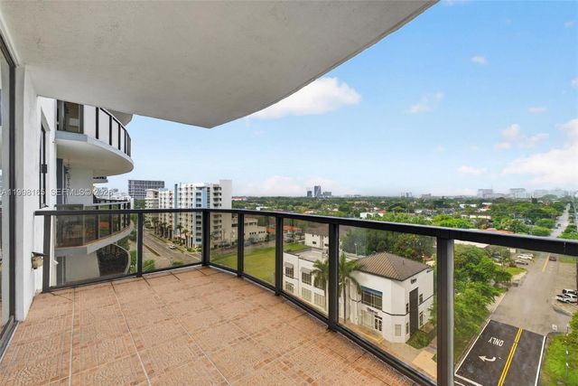 2301 SW 27th Ave 906, Miami, FL 33145