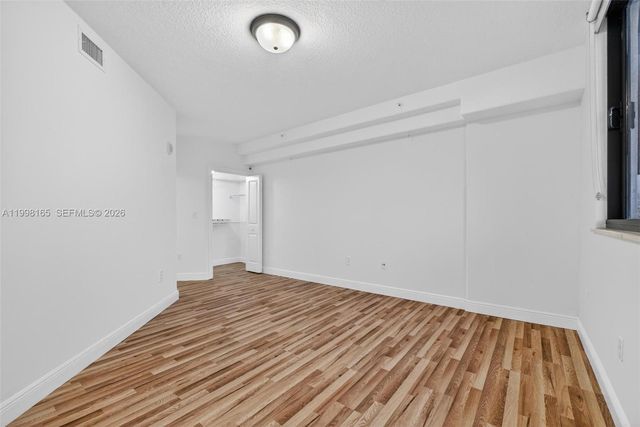 2301 SW 27th Ave 906, Miami, FL 33145