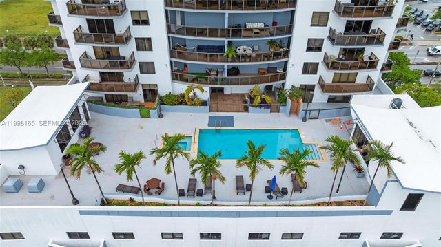 2301 SW 27th Ave 906, Miami, FL 33145