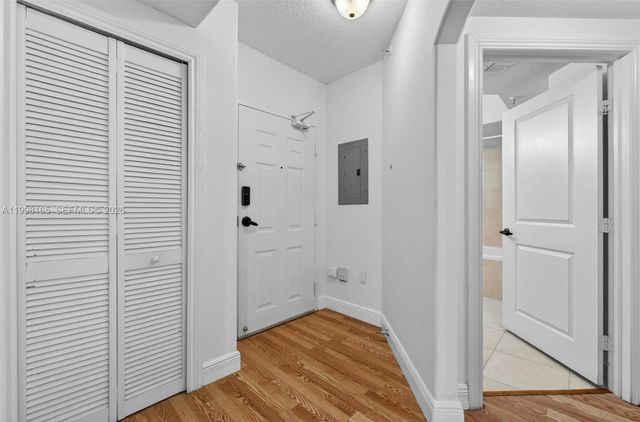 2301 SW 27th Ave 906, Miami, FL 33145