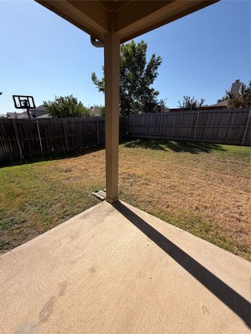 11808 Kurth Drive, Frisco, TX 75036