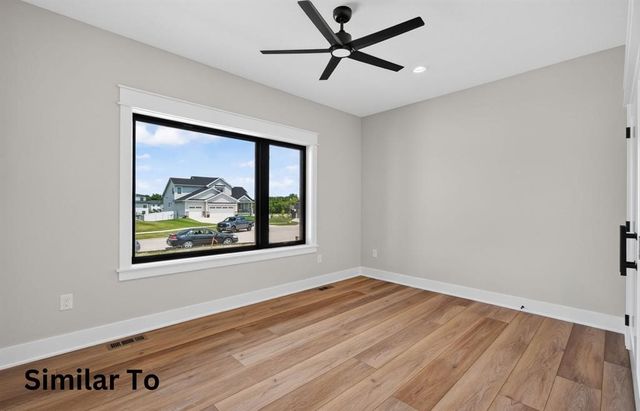1435 NW Bull Run Court, Dallas Center, IA 50263