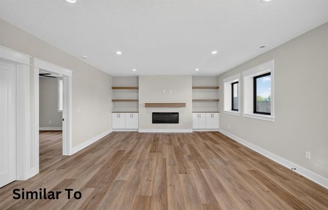 1435 NW Bull Run Court, Dallas Center, IA 50263