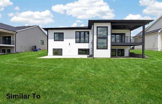 1435 NW Bull Run Court, Dallas Center, IA 50263