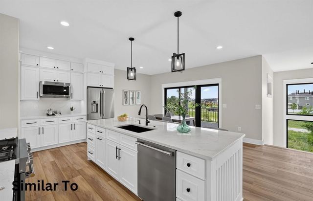1435 NW Bull Run Court, Dallas Center, IA 50263
