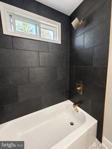 262 LEA LN, Warminster, PA 18974