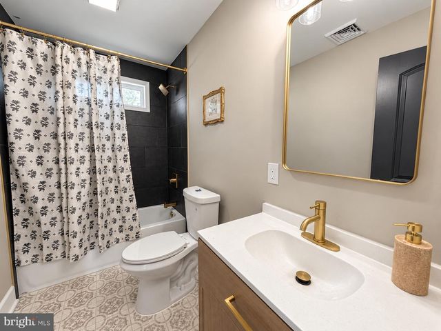 262 LEA LN, Warminster, PA 18974